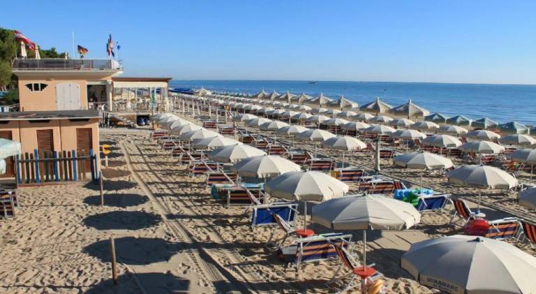 Holiday apartment with 2 rooms for 6 persons — photo 3