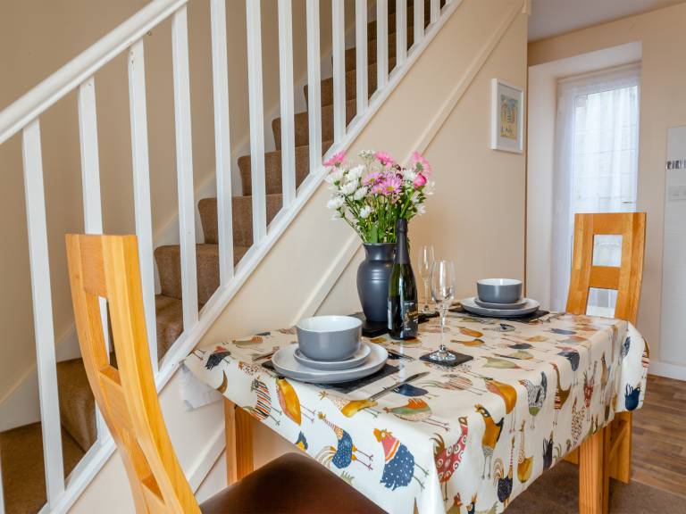 Cottage with garden | Water view — photo 4