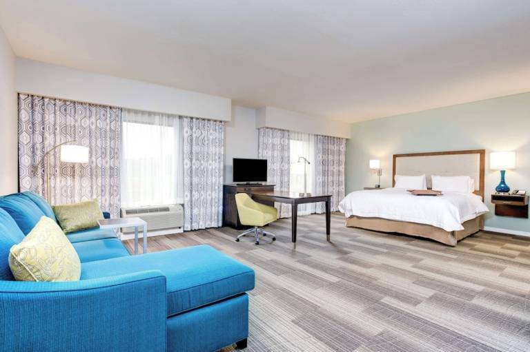 Hampton Inn & Suites Macon I 475