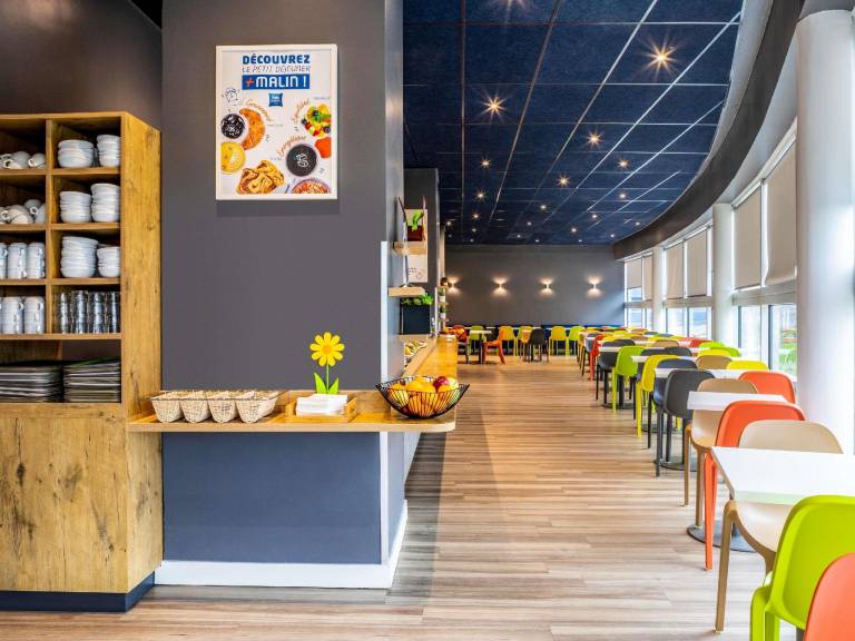 Ibis budget Paris Porte de Montreuil — photo 2