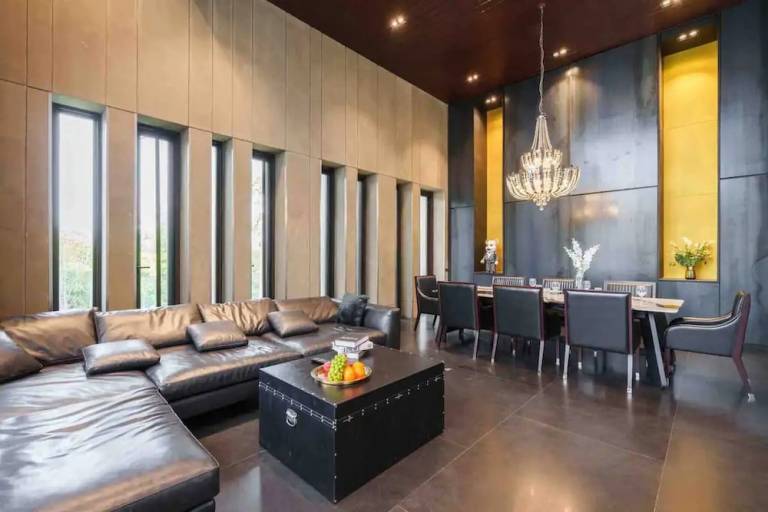 Villa Khlong Tan Nuea