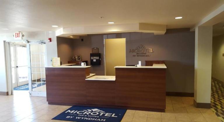 Microtel Inn & Suites by Wyndham Bellevue — photo 3