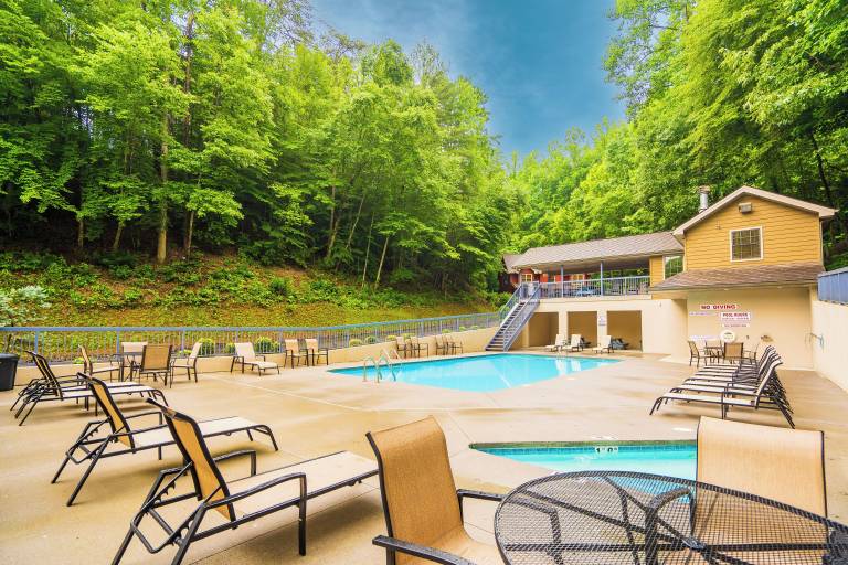 Cabin  Pigeon Forge