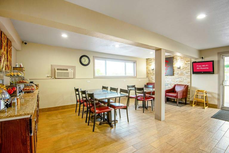 Red Roof Inn Cameron — photo 4