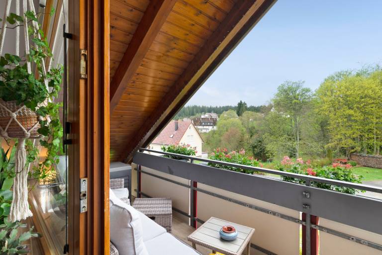 Fully equipped wonderful holiday apartment with yard & sauna | Garden view | Perfect for remote work | Pets are welcome — photo 3