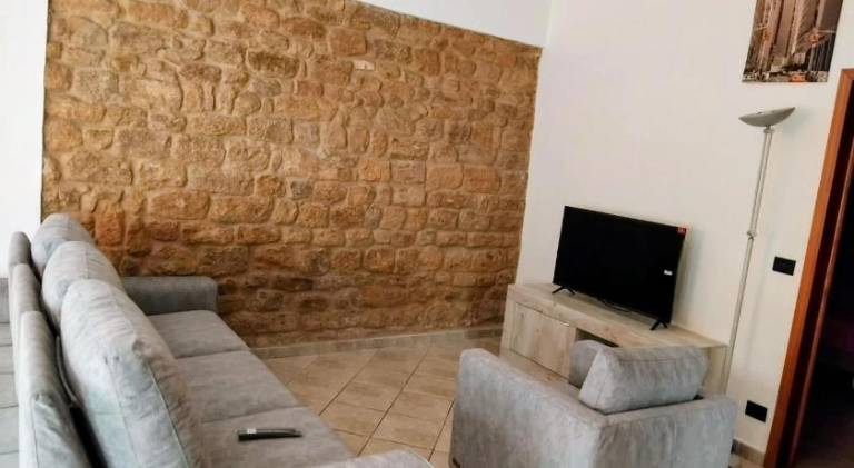 Holiday apartment with 2 rooms for 6 persons — photo 2