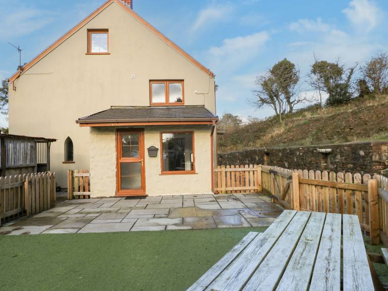Cottage  Ystradgynlais