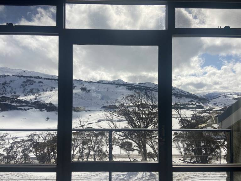 Holiday Houses & in Perisher Valley from 213 HomeToGo