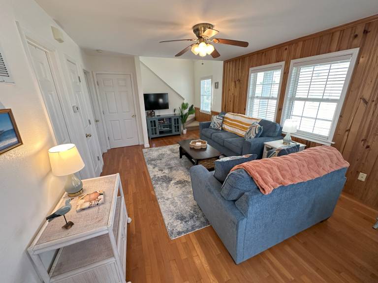 KD108- Near the Beach- 4 BRs, Just a Short Stroll to the Beach, Dog Friendly! — photo 4
