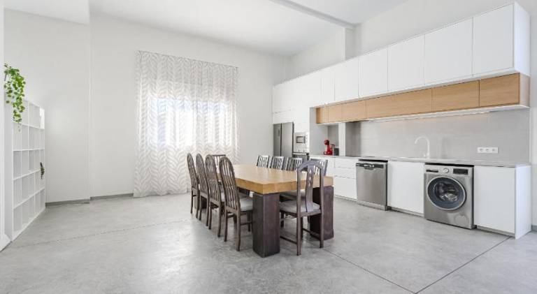 Holiday apartment with patio | Pet-friendly — photo 2