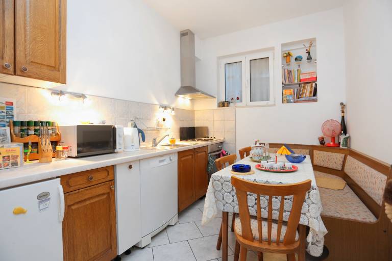 Three bedroom apartment with terrace and sea view Podgora, Makarska (A-16476-a) — photo 5