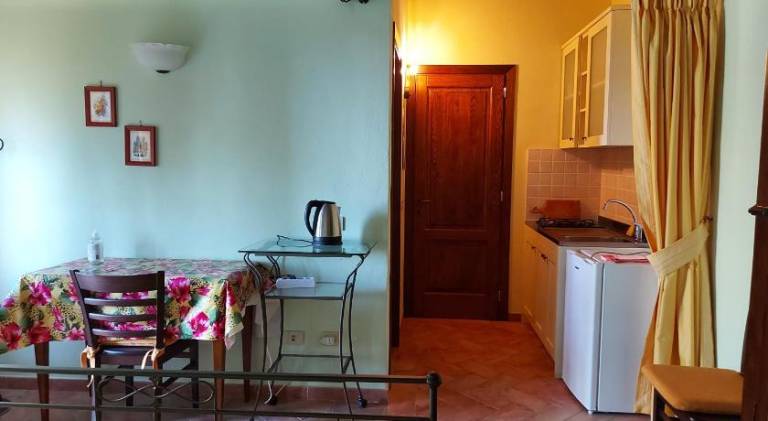 Charming farm with patio, barbecue & yard | Pets allowed — photo 3