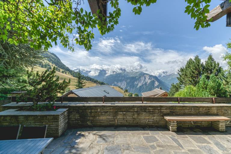 Chalet 'La Darse Nature Et Sérénité' with Mountain View, Private Terrace and Wi-Fi — photo 2