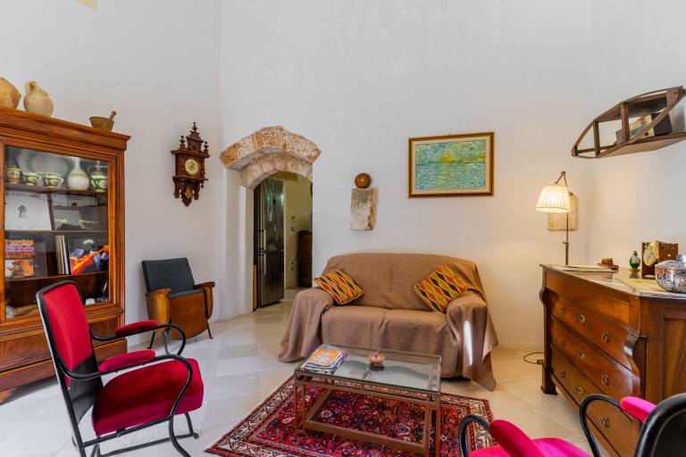 Apartment 'Antica Corte Dell'800' with Private Terrace, Wi-Fi and Air Conditioning — photo 2