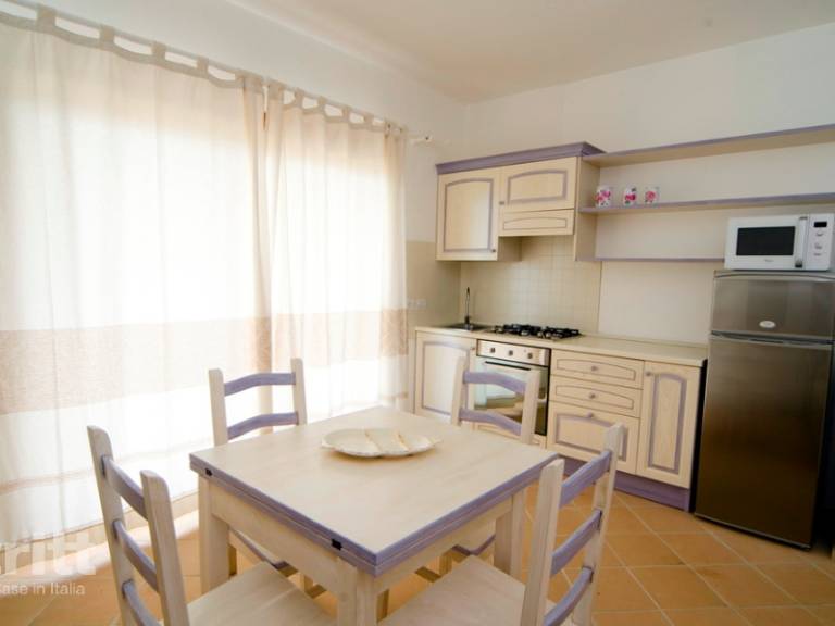 Vacation home with terrace, barbecue & garden — photo 4