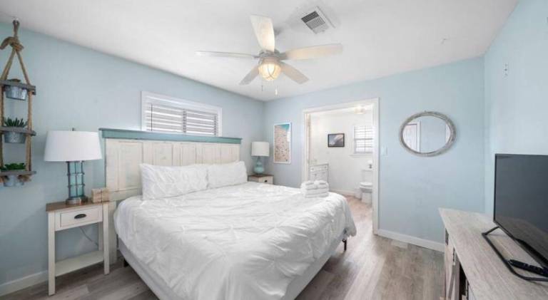 Jamaica Beach home with private pool, close to beach — photo 2