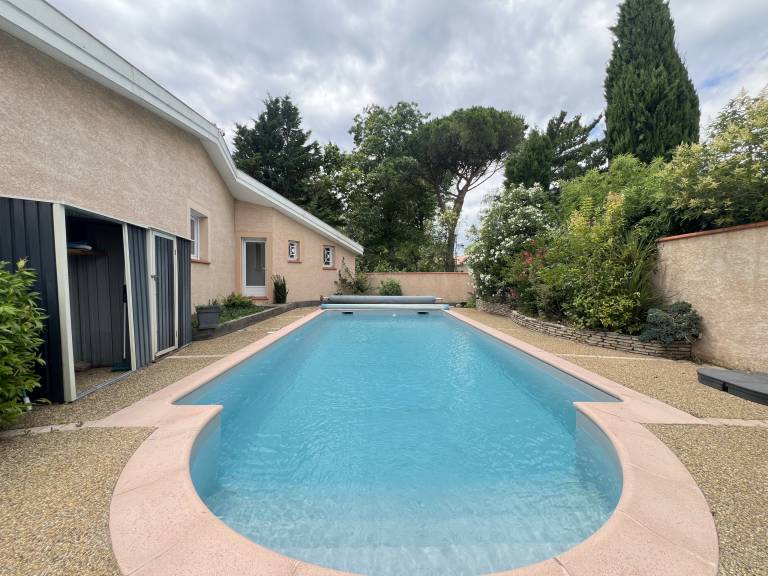House  Villeneuve-Tolosane
