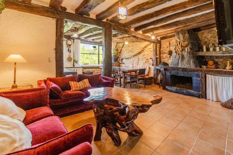 Holiday Home 'Casa Rural Villapajar' with Mountain Views, Private Garden & Wi-Fi — photo 4