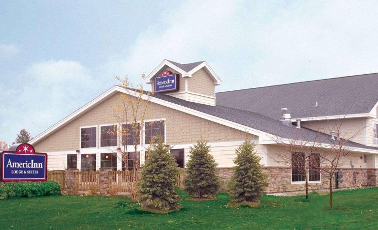 AmericInn by Wyndham Charlevoix in Charlevoix, MI