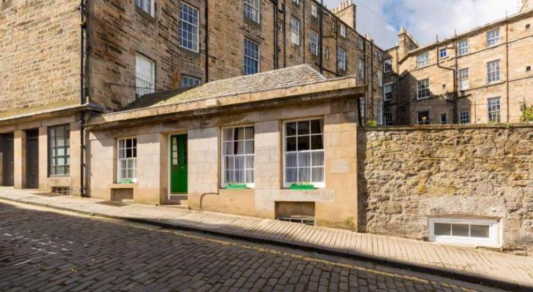 Beautiful vacation home | Near Edinburgh Castle | Pets allowed in Edinburgh
