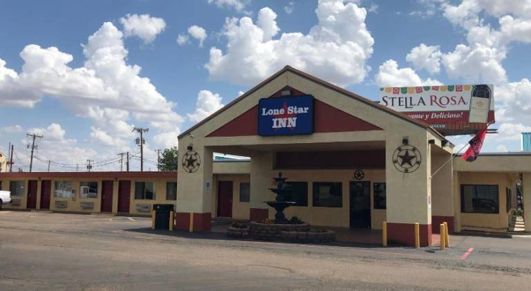 Lone Star Inn in Lubbock, TX