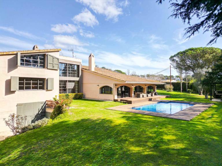 Ferienhaus in Montbarbat, Maçanet de la Selva f&uuml;r max. 15 Personen