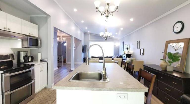 200 m&sup2; Villa
