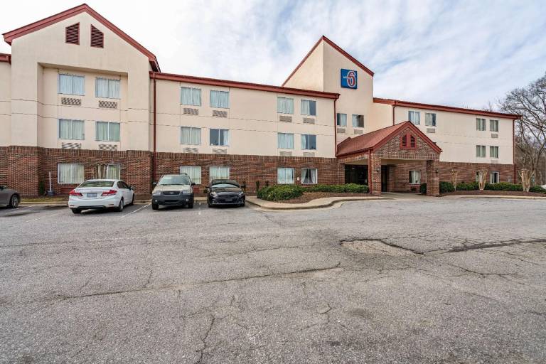 Motel 6 Rocky Mount, NC — photo 2