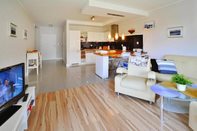 Rental apartment with terrace & garden — photo 3
