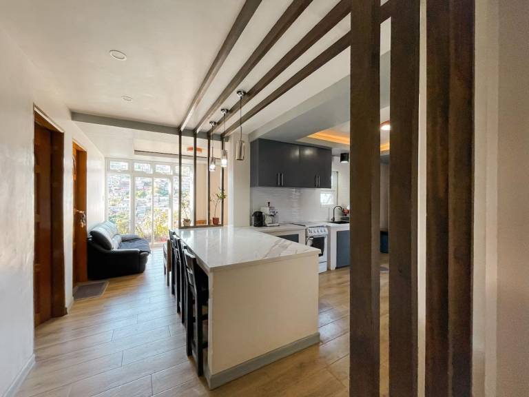 House with patio — photo 3