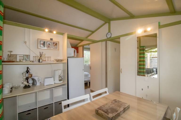 Child-friendly beautiful chalet with BBQ, patio & pool | Garden view | Pets are welcome — photo 5