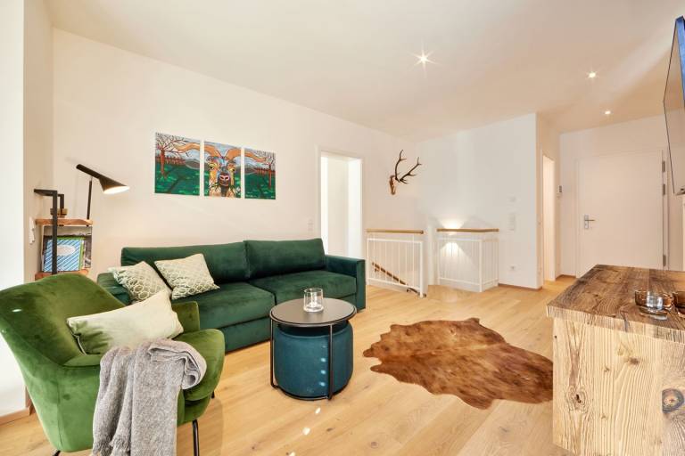 Hirsch - modern flat in central location with sunny terrace in Garmisch-Partenkirchen