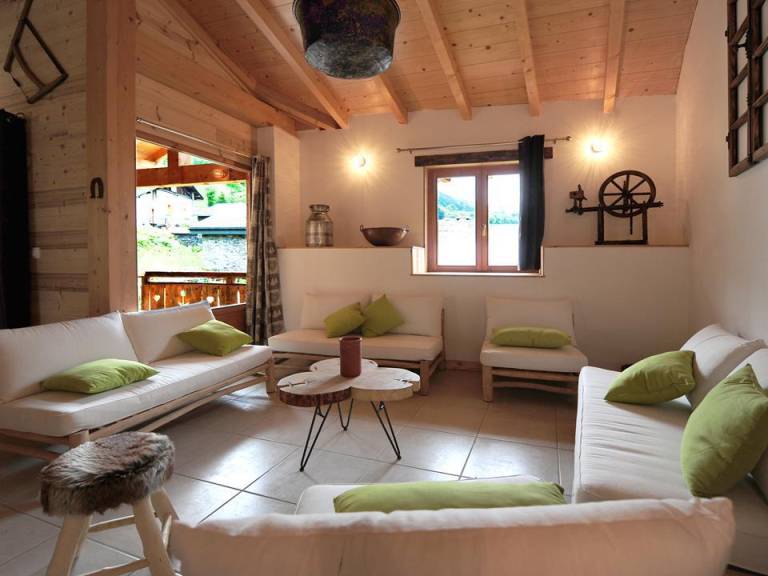 Terrace, balcony, fireplace or stove, parking, tv, 150m², Les Menuires — photo 2