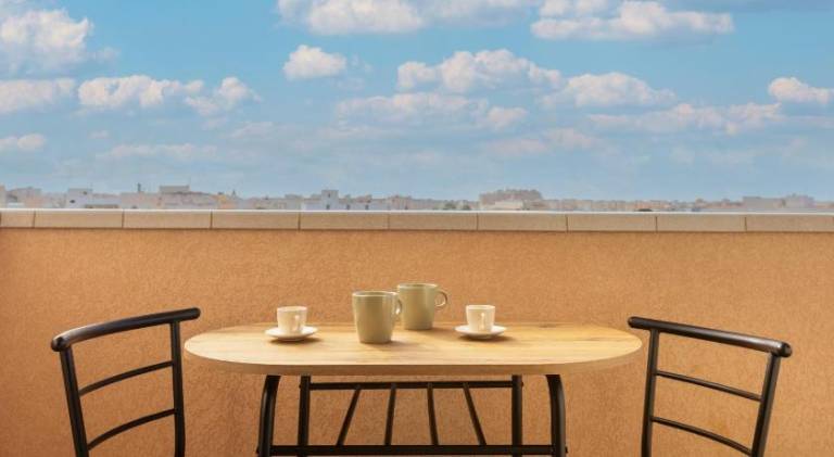 Apartment with 2 rooms for 6 persons — photo 4