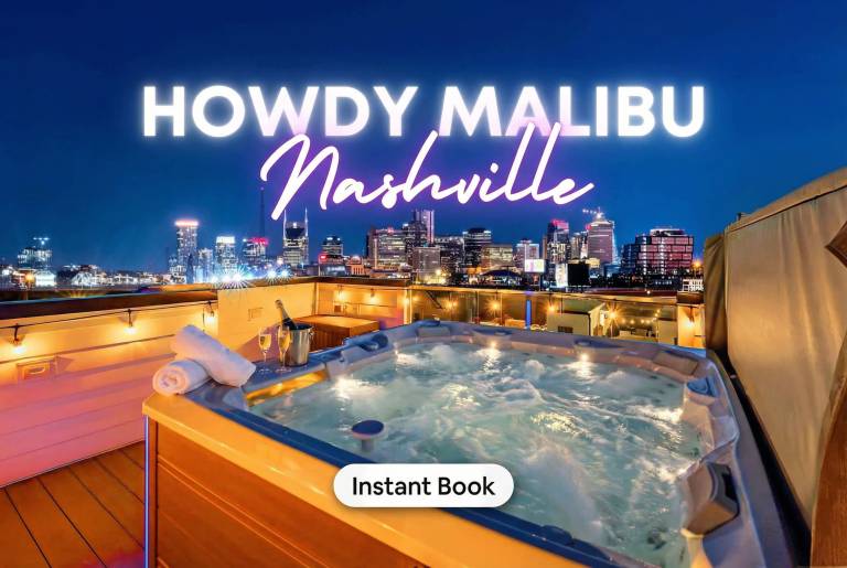 Rooftop Hot Tub City Views Pac Man Pool Table