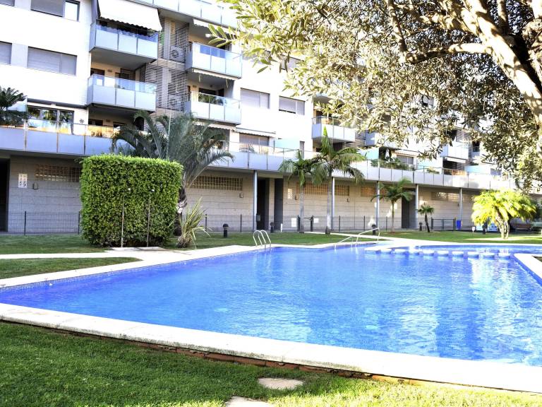 Rental apartment with pool & garden — photo 2