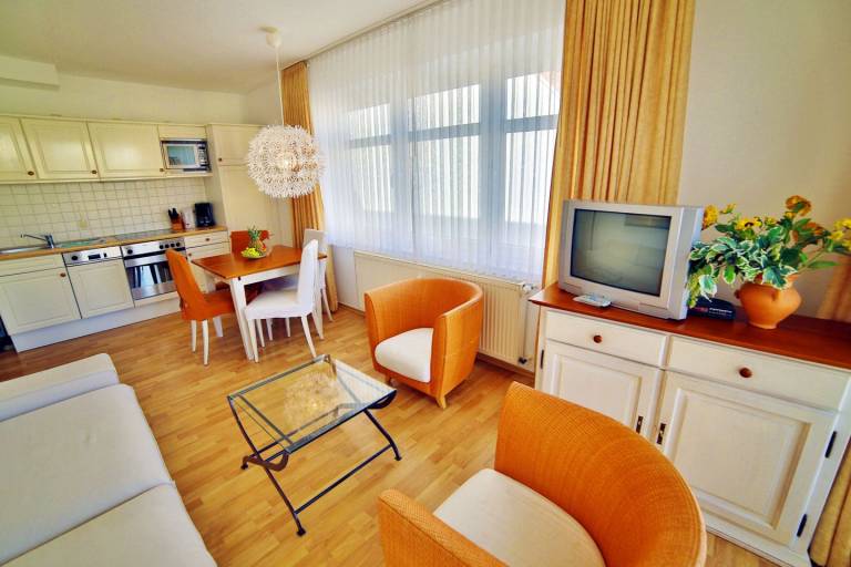 Herzlich willkommen in unserer Ferienwohnung  Binzer Standgut in Binz