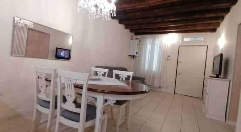Apartment with 2 rooms for 6 persons — photo 4