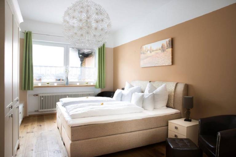 Stylish holiday apartment in the heart of Partenkirchen — photo 2