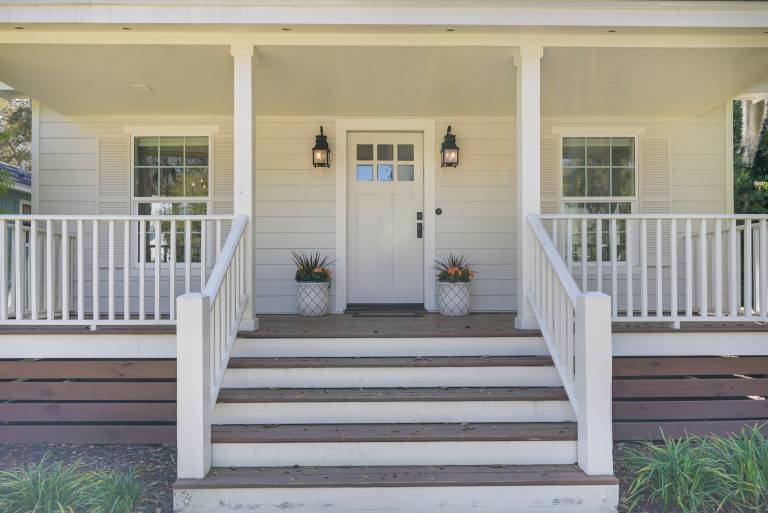5 Mi to Pier Village: Coastal Jade Cottage — photo 3