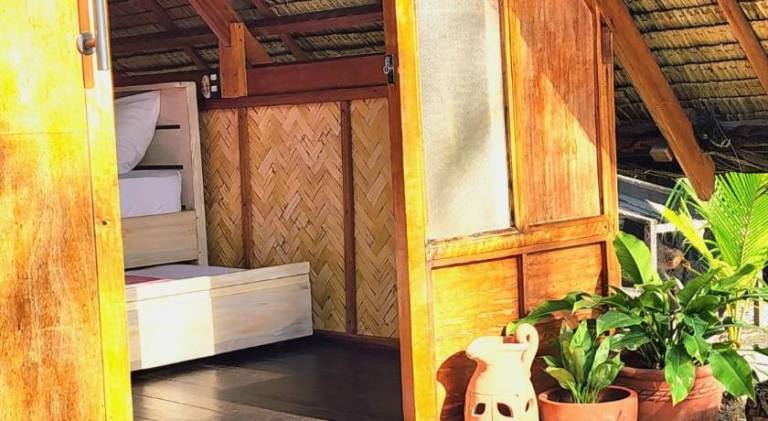 Duon Baler - Seconds from Sabang beach, your peaceful escape — photo 5