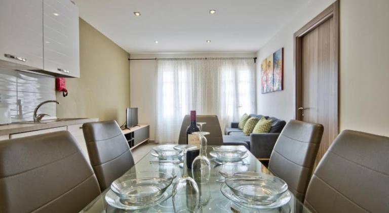Apartment with 3 rooms for 6 persons — photo 2
