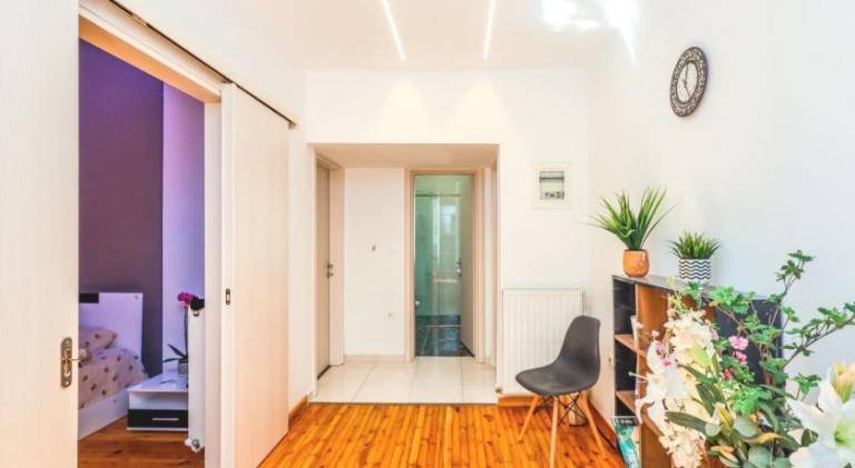 Filota Luxury Home - Free public parking — photo 3