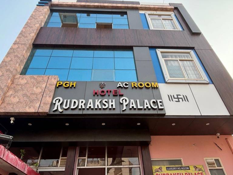 Hotel O Rudraksh Palace