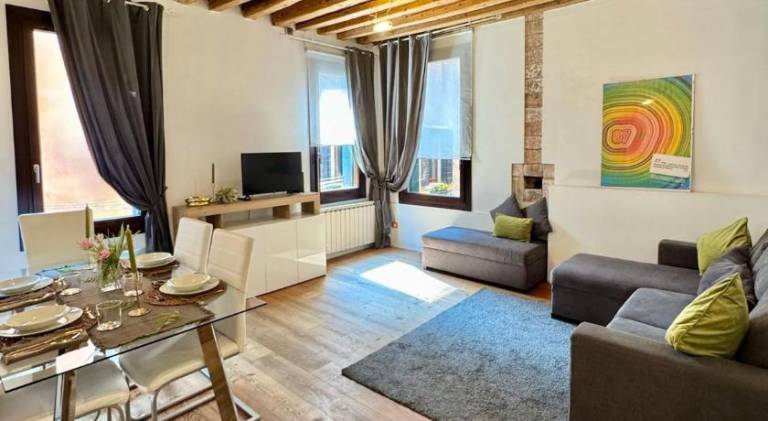 Holiday apartment with jacuzzi | Near Rialto Bridge in Venice