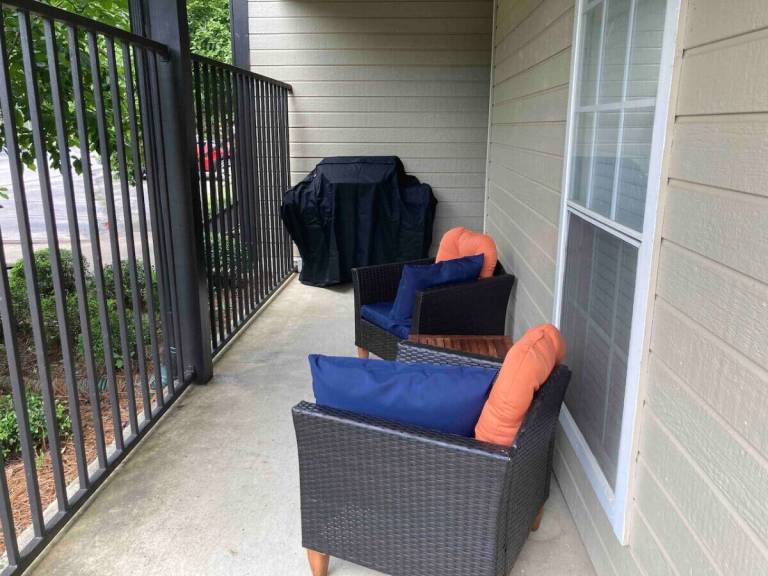 Condo Auburn