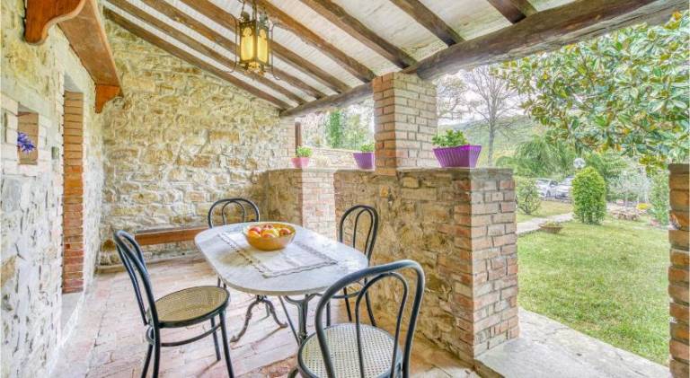 House with barbecue, pool & garden — photo 3