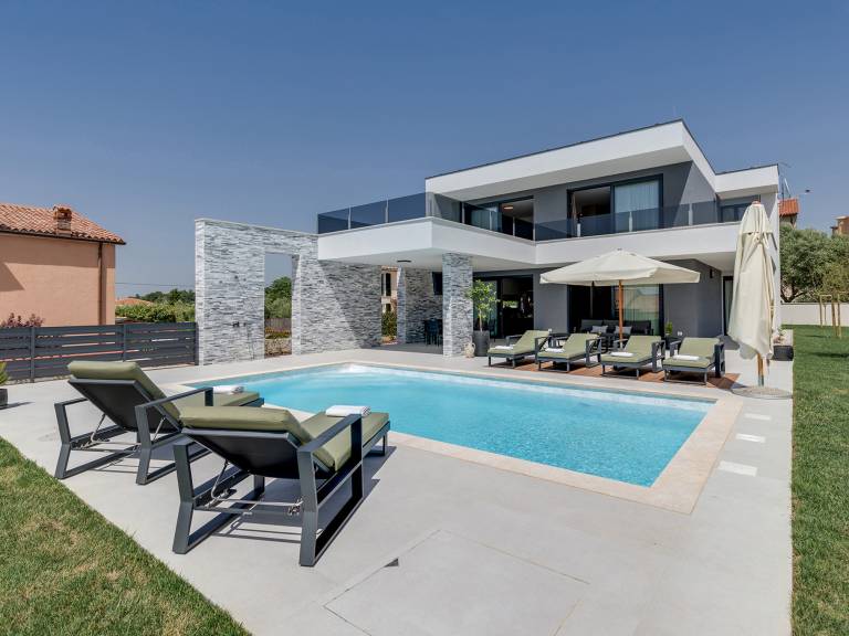 Villa with barbeque & heated pool | Sea view — photo 2