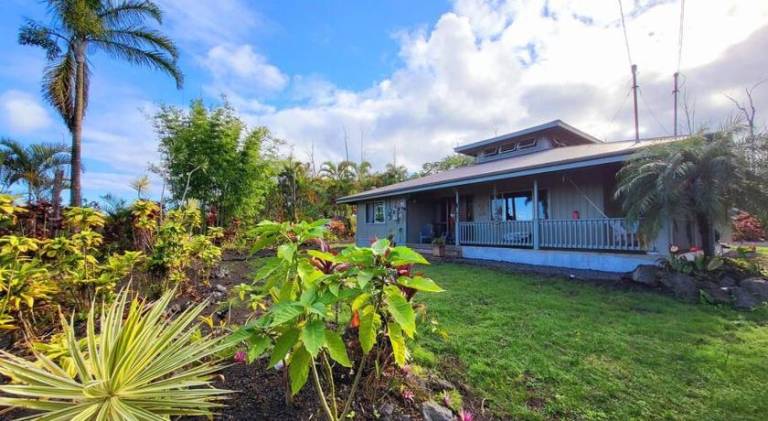 Fully equipped spacious vacation home with terrace, BBQ & hot tub | Dogs allowed in Øyer