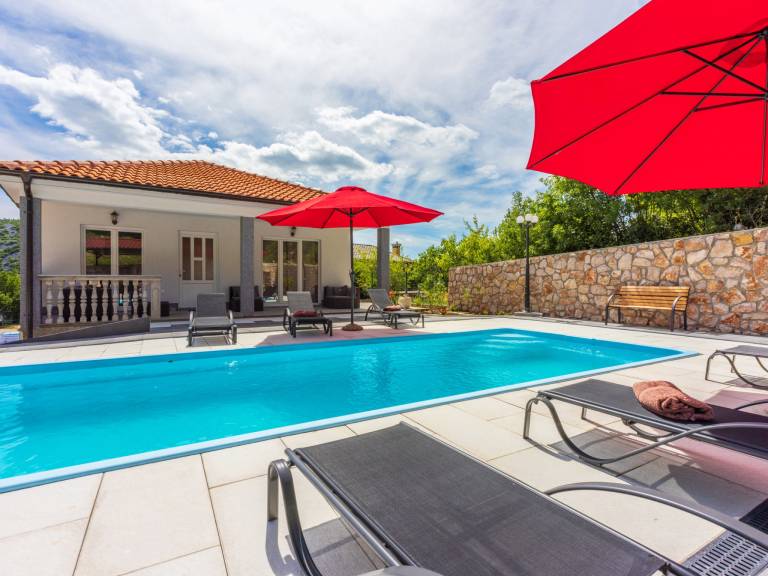 Apartment with terrace, pool & garden | Dogs allowed in Crikvenica